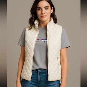 C&B Quilted Zip Vest Beige Small Women’s Established 1962